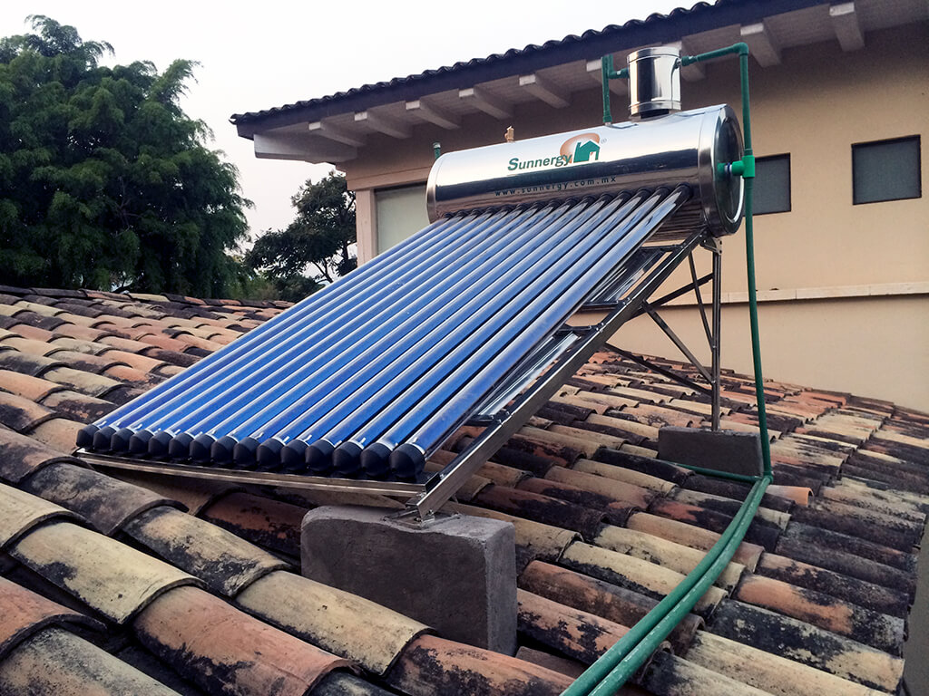 Solar water heater